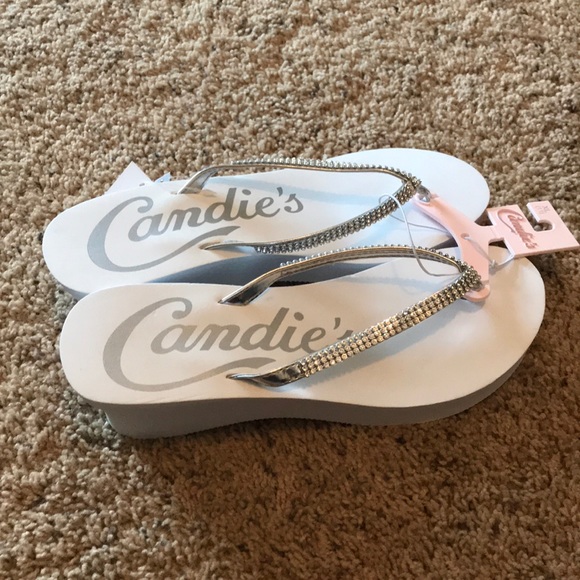 Candie's Shoes - White platform sandals